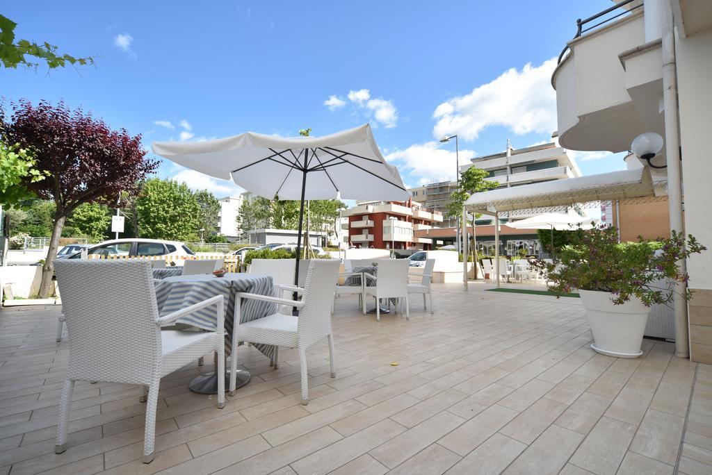 Hotel Marina Ριτσιόνε Εξωτερικό φωτογραφία